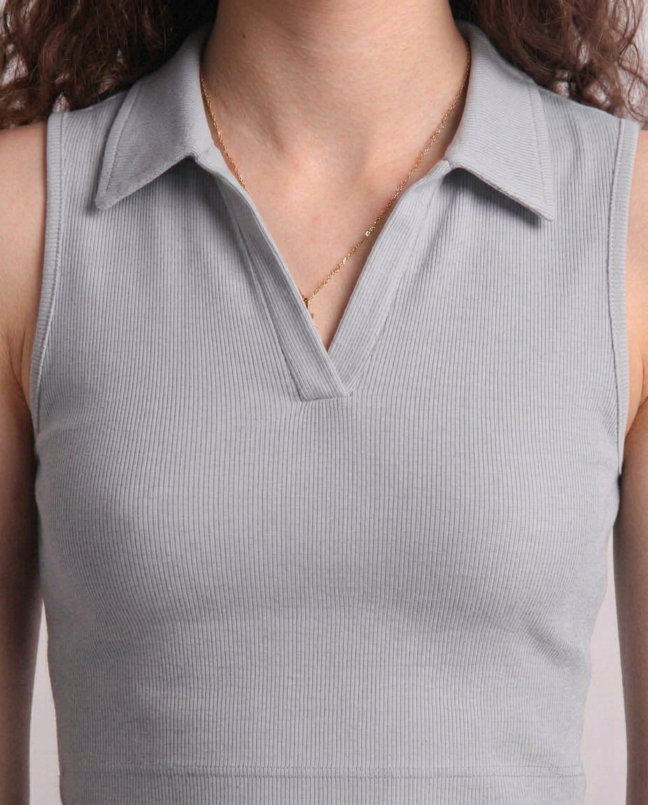 Sleeveless Collar Top