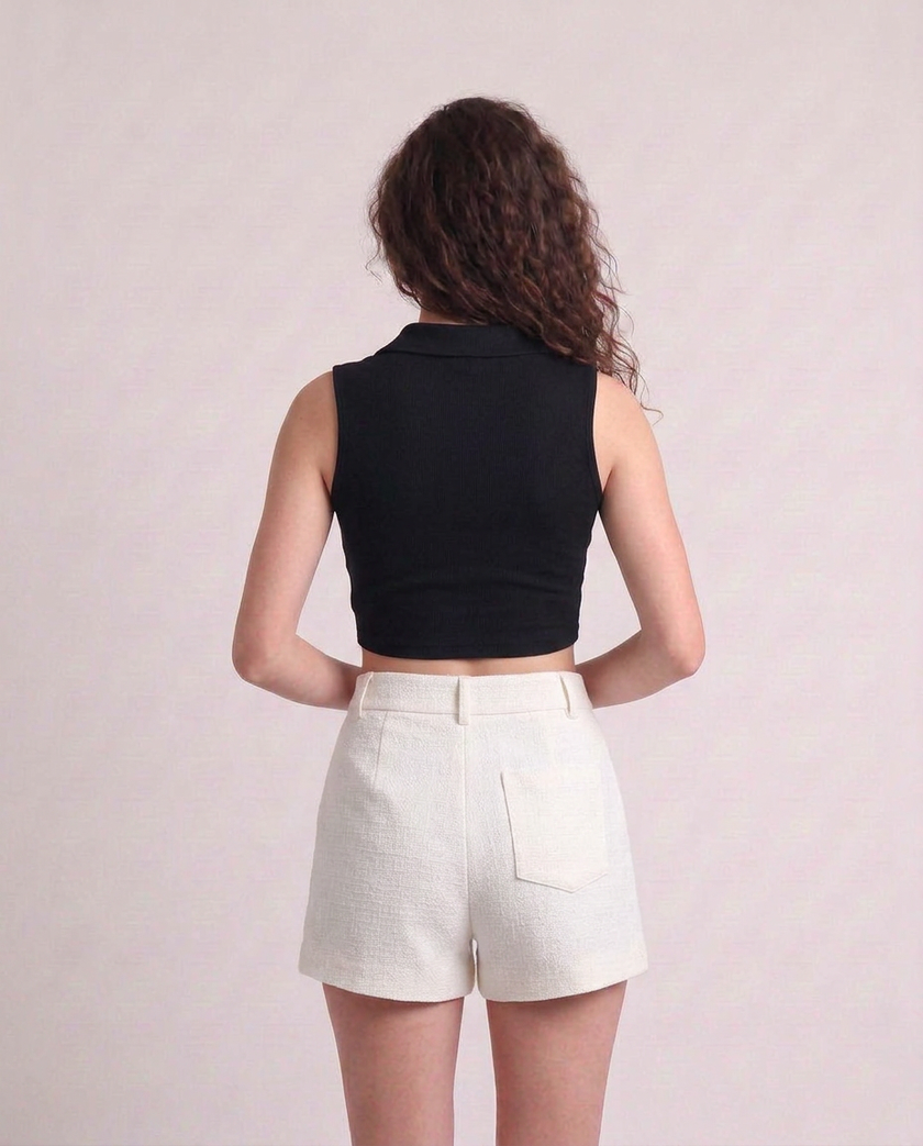 Sleeveless Collar Top